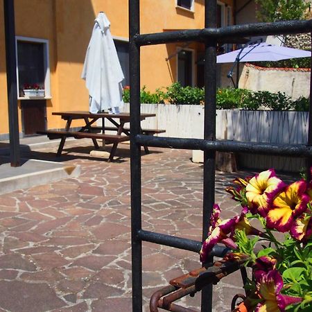 Casale Mammarella Apartment L'Aquila Bagian luar foto