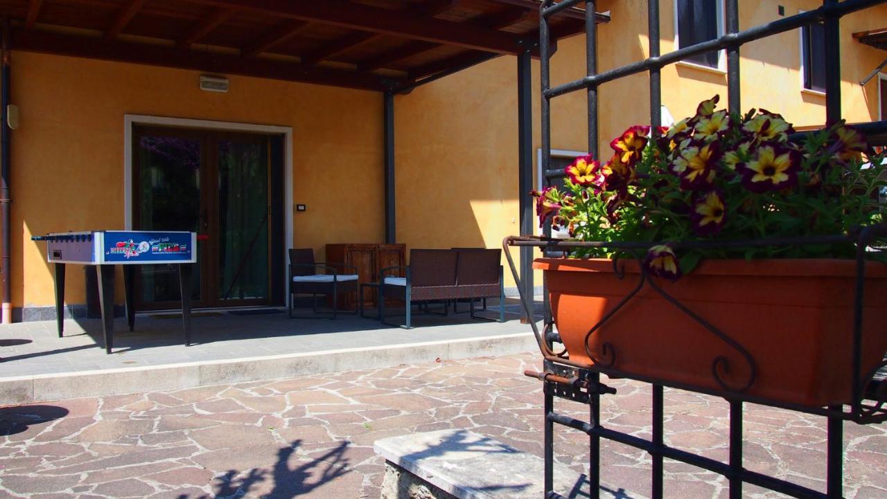 Casale Mammarella Apartment L'Aquila Bagian luar foto